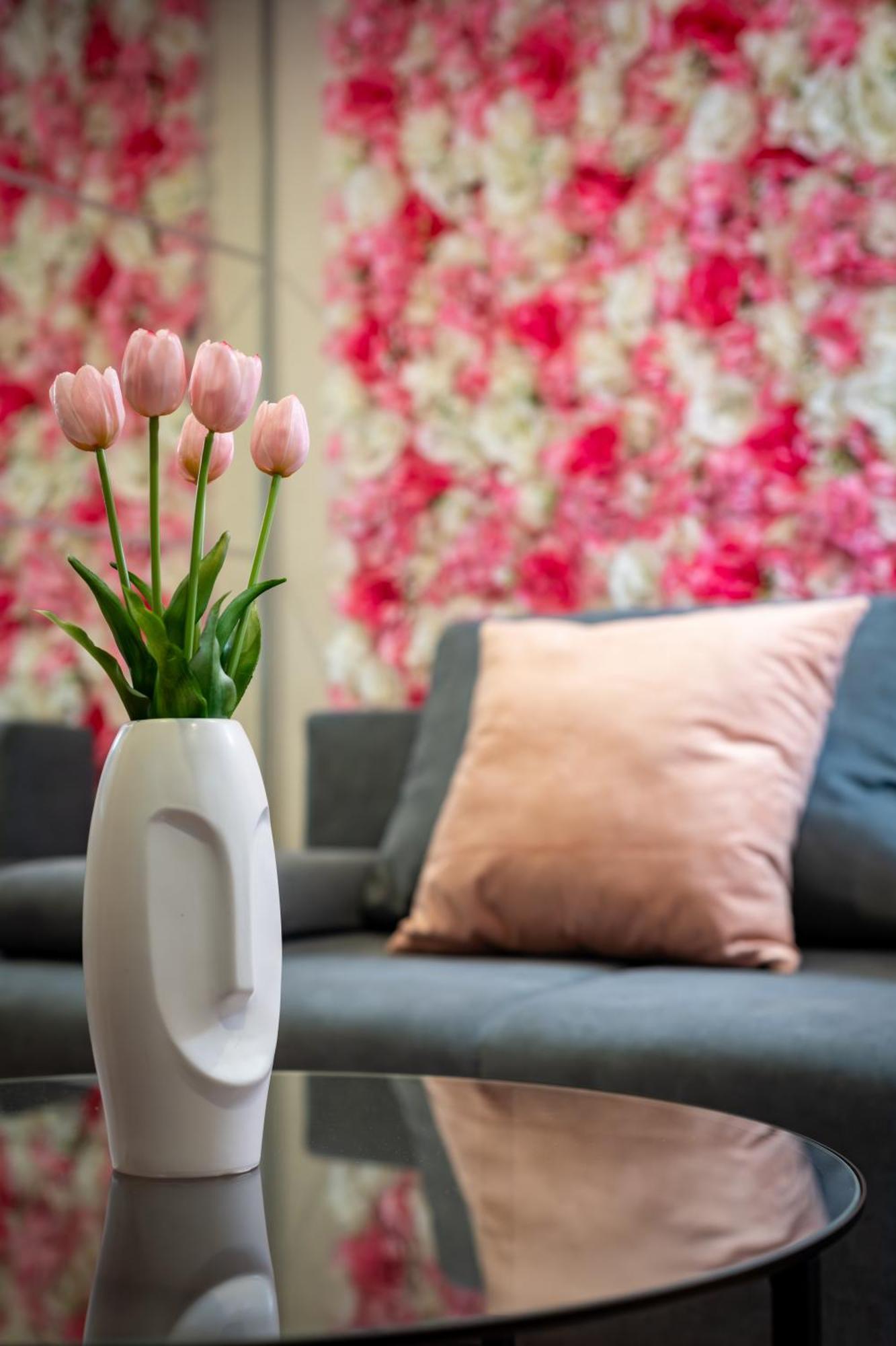 Rose Garden Apartment Budapest Esterno foto